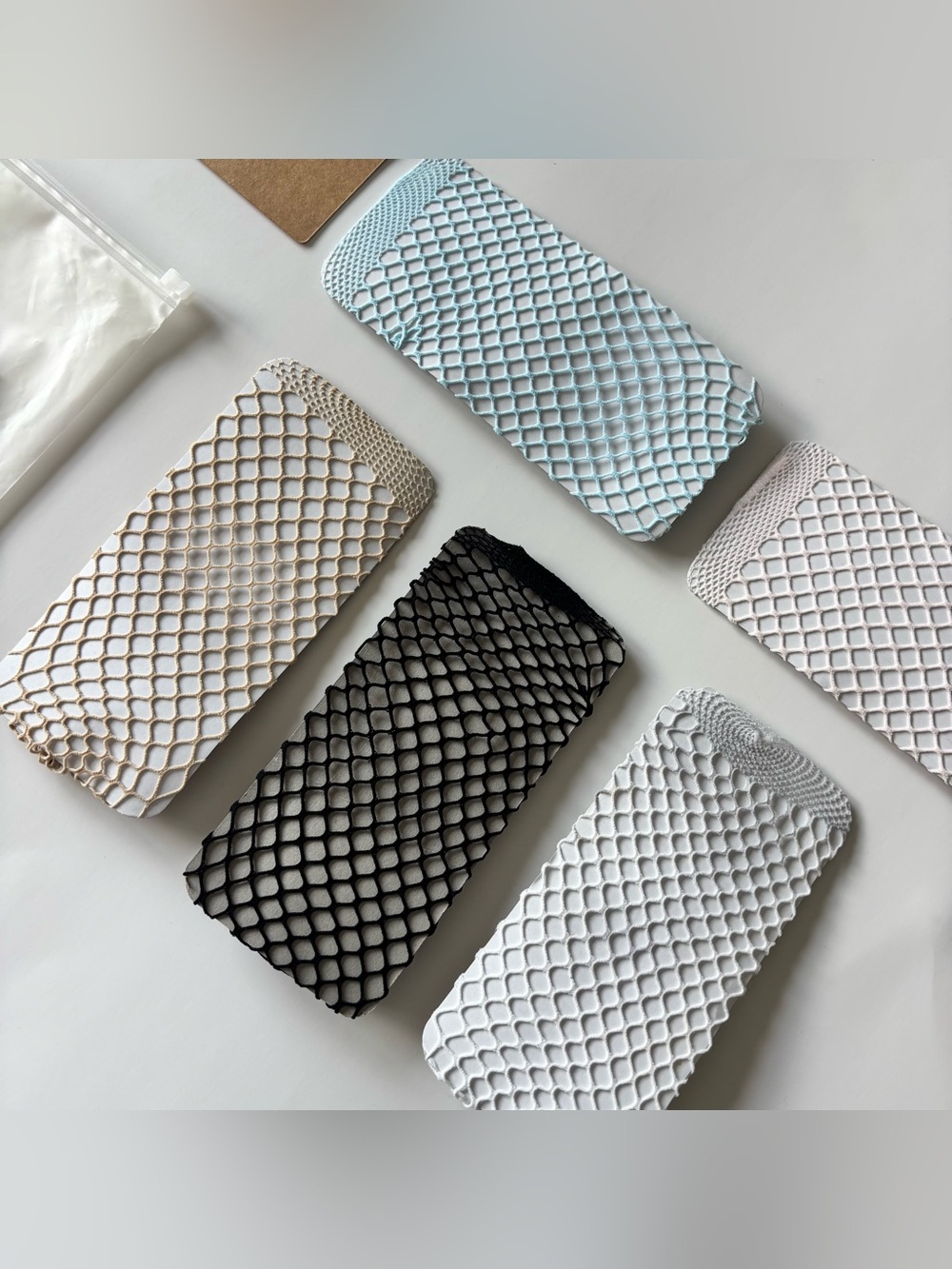 5 Pack Fishnet Socks - Picture 4 of 6